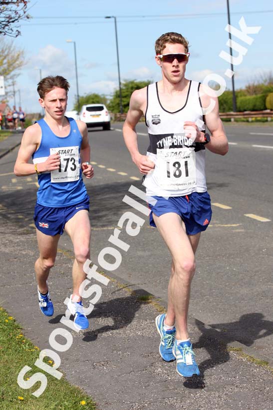 Terry O'Gara Memorial 5k Road Race, Wallsend. Photo: David T. Hewitson/Sports for All Pics